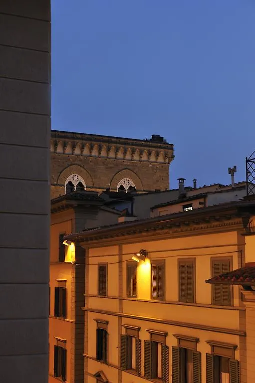 Brunelleschi Hotel Floransa 4*,  İtalya