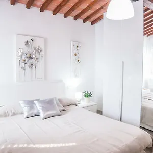 Apartment Cascine Holidays, Florenz